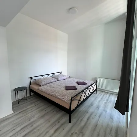 Masarykova Apartmens 8